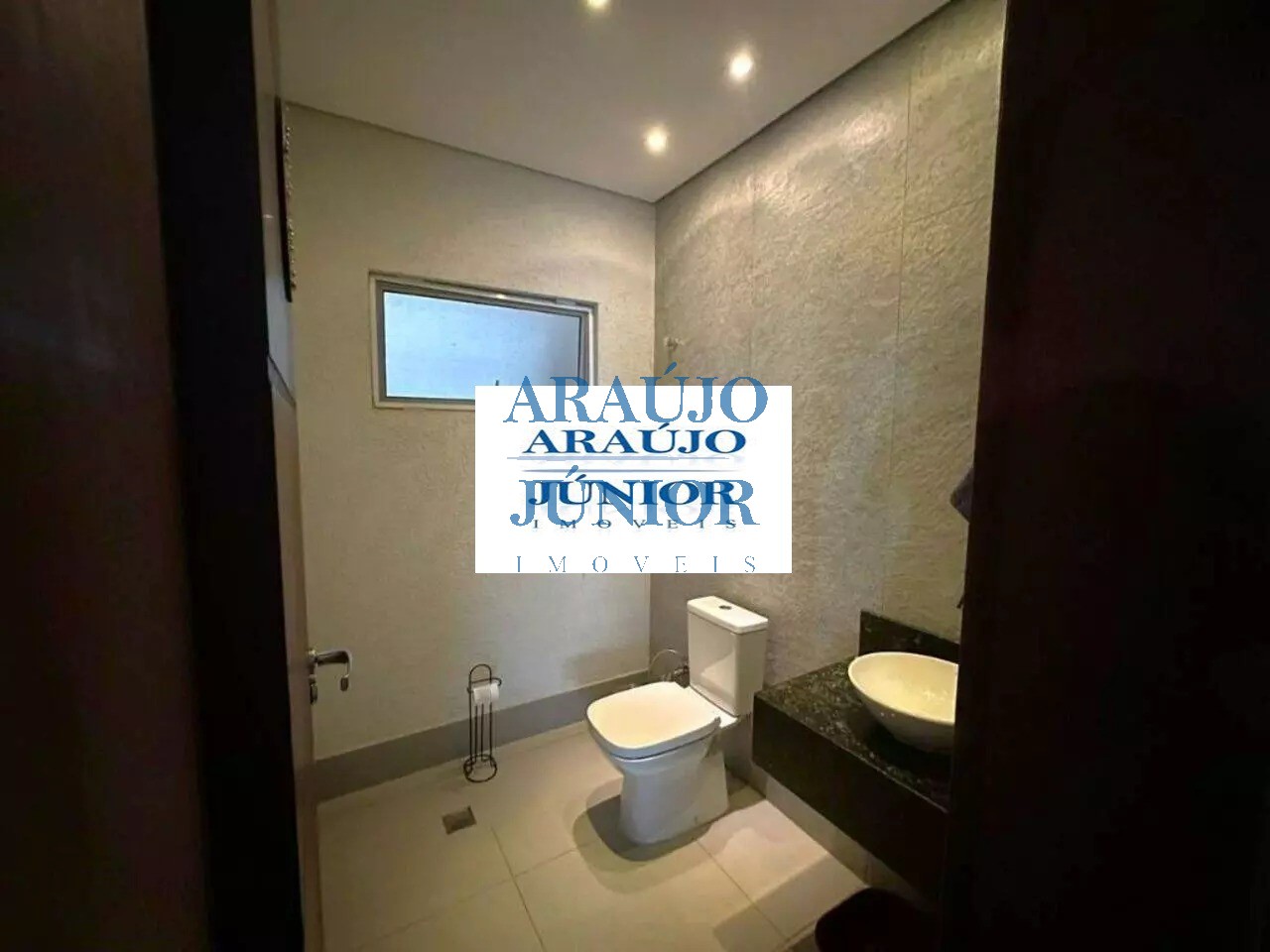 Casa, 3 quartos, 192 m² - Foto 3