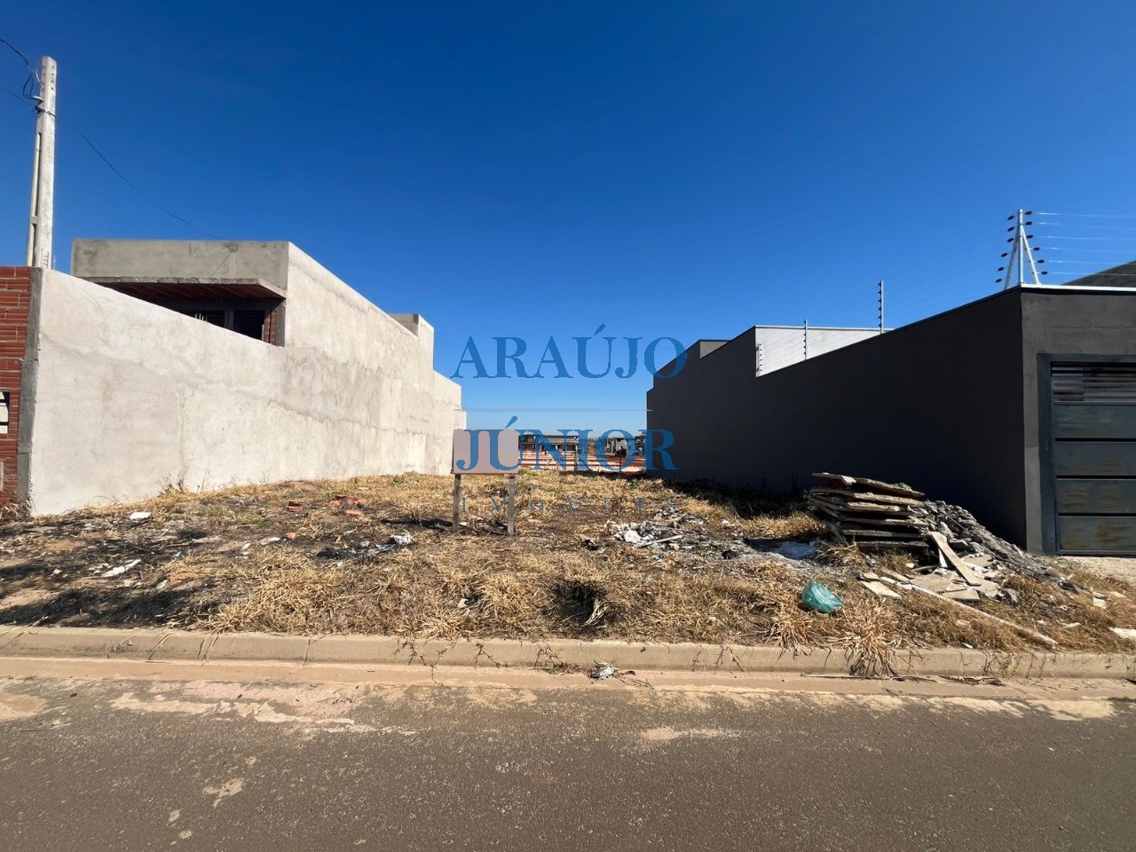 Terreno, 300 m² - Foto 1