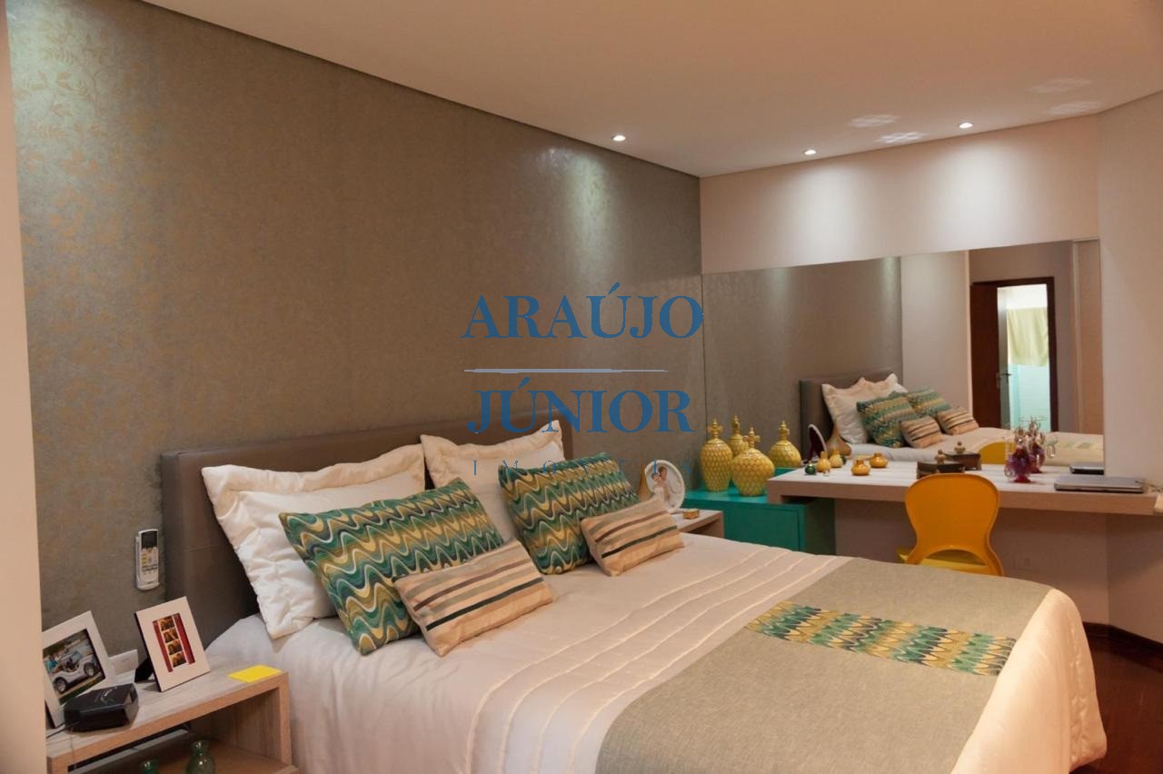Casa, 3 quartos, 266 m² - Foto 2