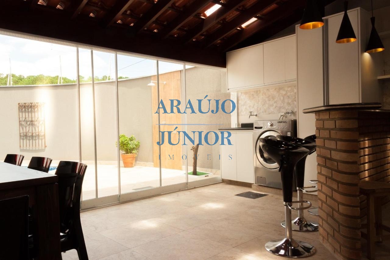Casa, 3 quartos, 266 m² - Foto 7