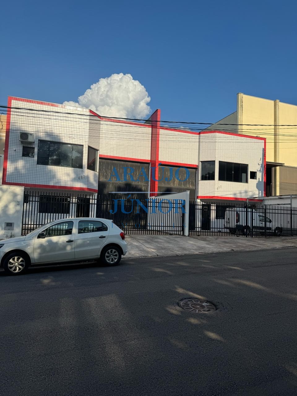 Indústria, 1000 m² - Foto 1