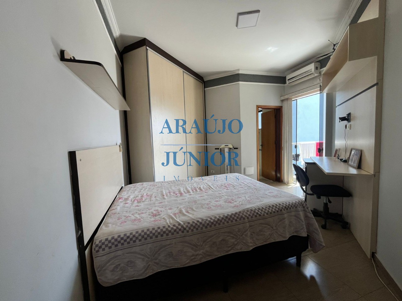 Casa, 4 quartos, 350 m² - Foto 32