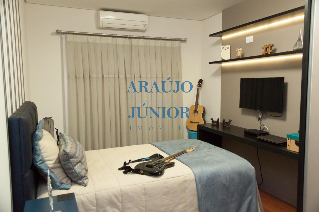 Casa, 3 quartos, 266 m² - Foto 3