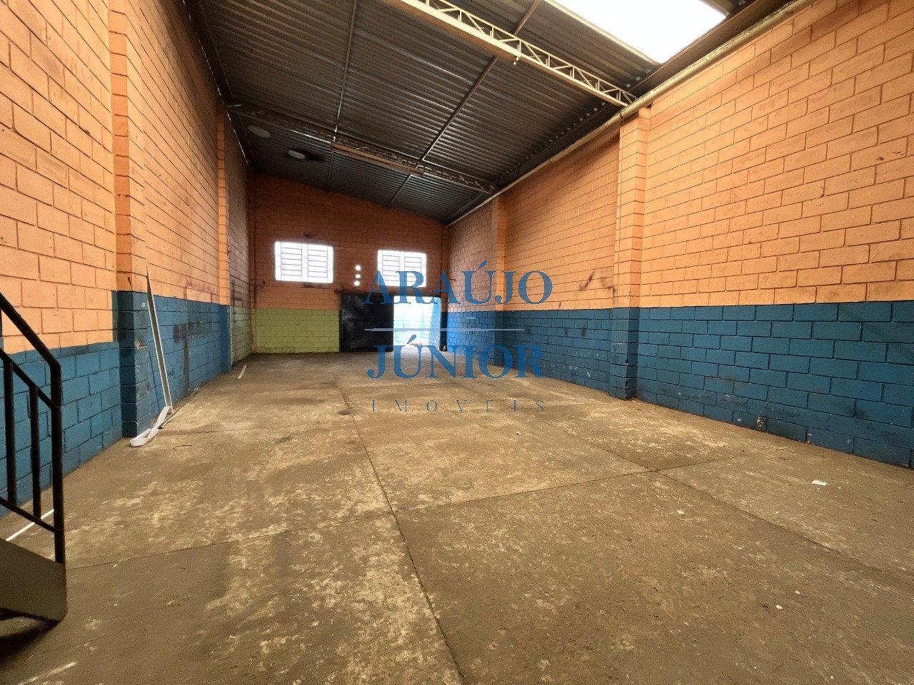 Depósito-Galpão, 160 m² - Foto 1