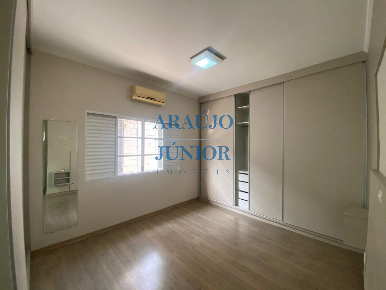 Casa, 3 quartos, 219 m² - Foto 10