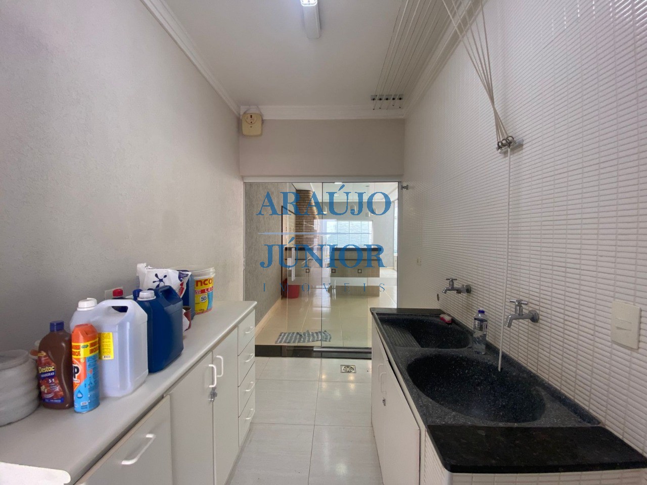 Casa, 3 quartos, 219 m² - Foto 16