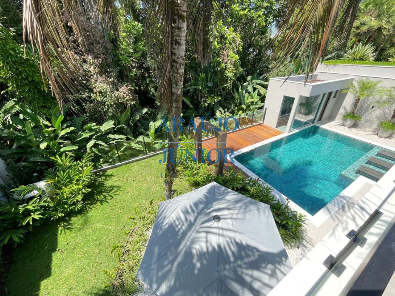 Casa, 6 quartos, 454 m² - Foto 1