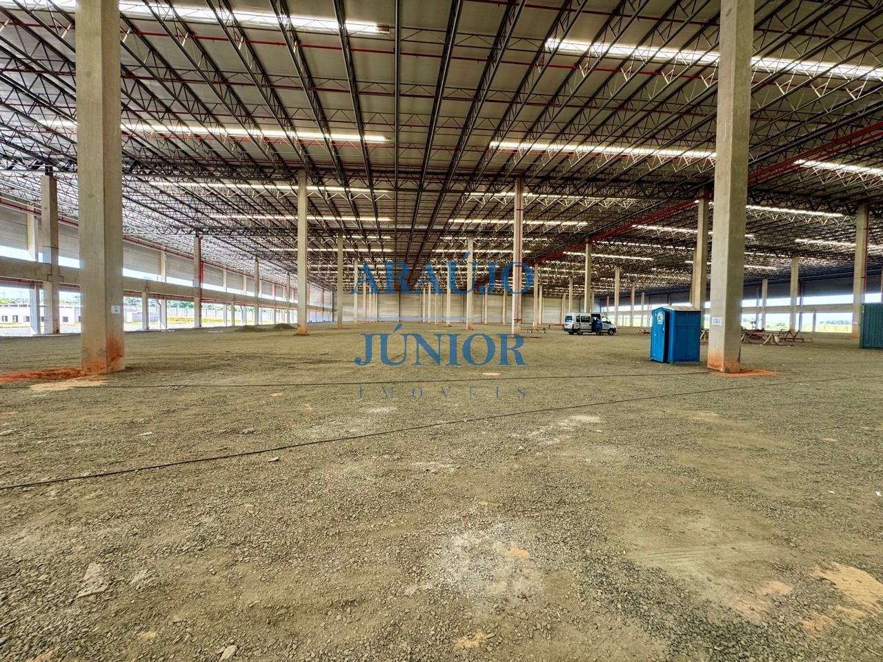 Depósito-Galpão, 25000 m² - Foto 1