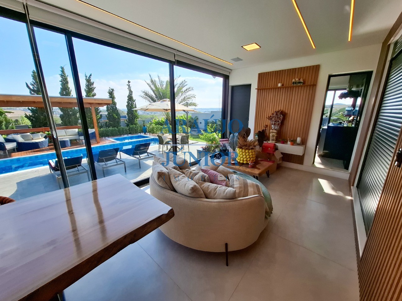 Casa, 4 quartos, 376 m² - Foto 37