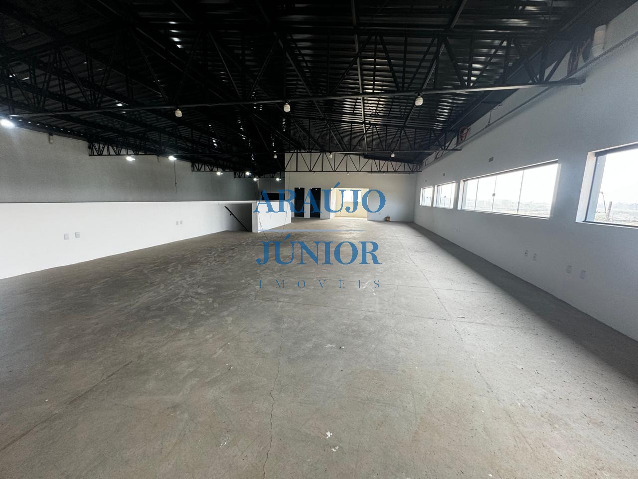 Depósito-Galpão, 751 m² - Foto 2