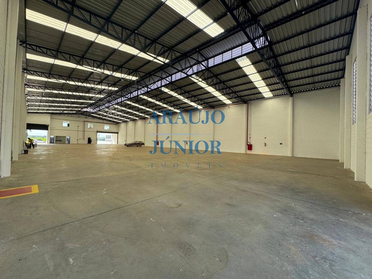 Depósito-Galpão, 2216 m² - Foto 1
