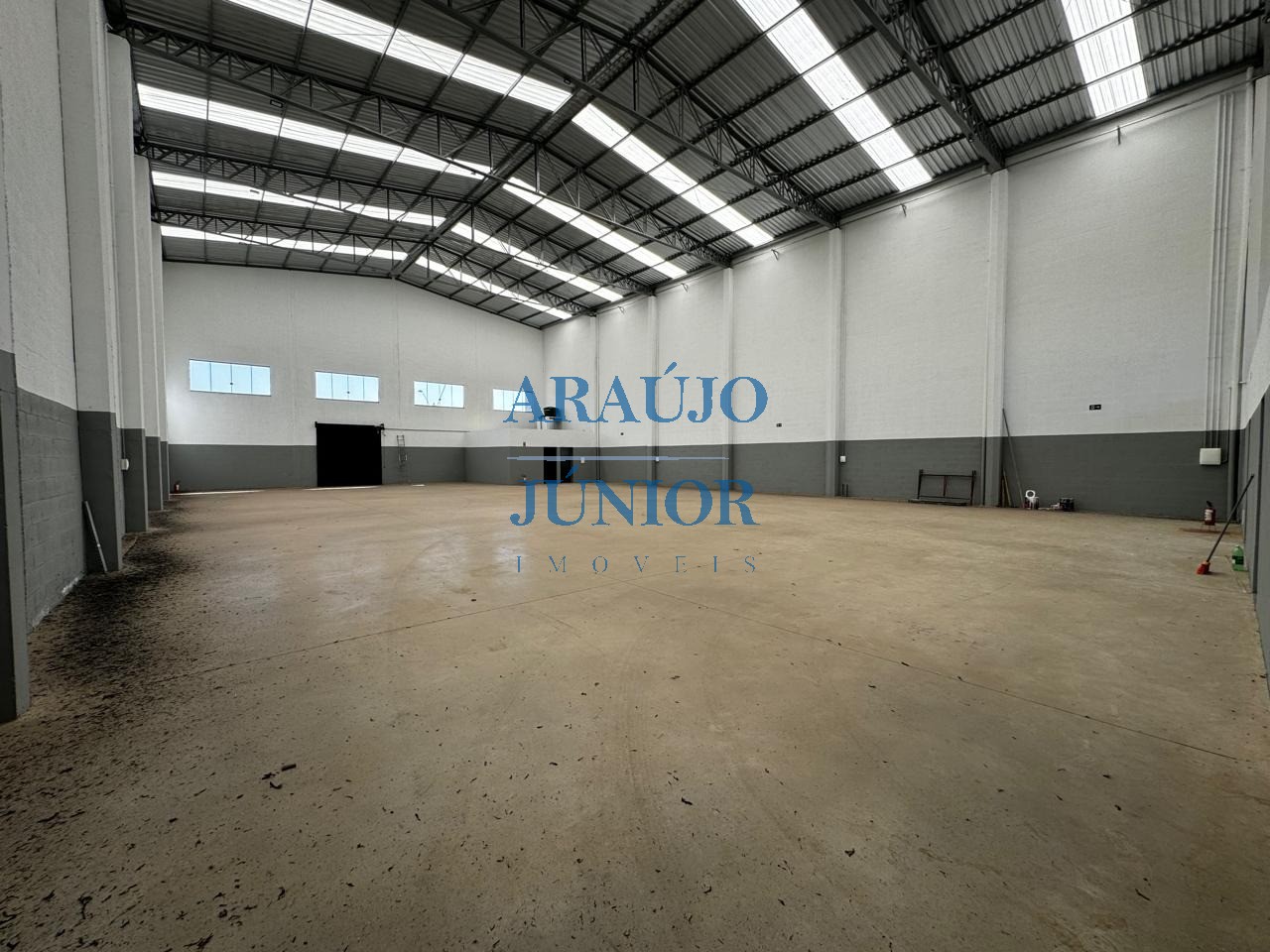 Depósito-Galpão, 980 m² - Foto 2