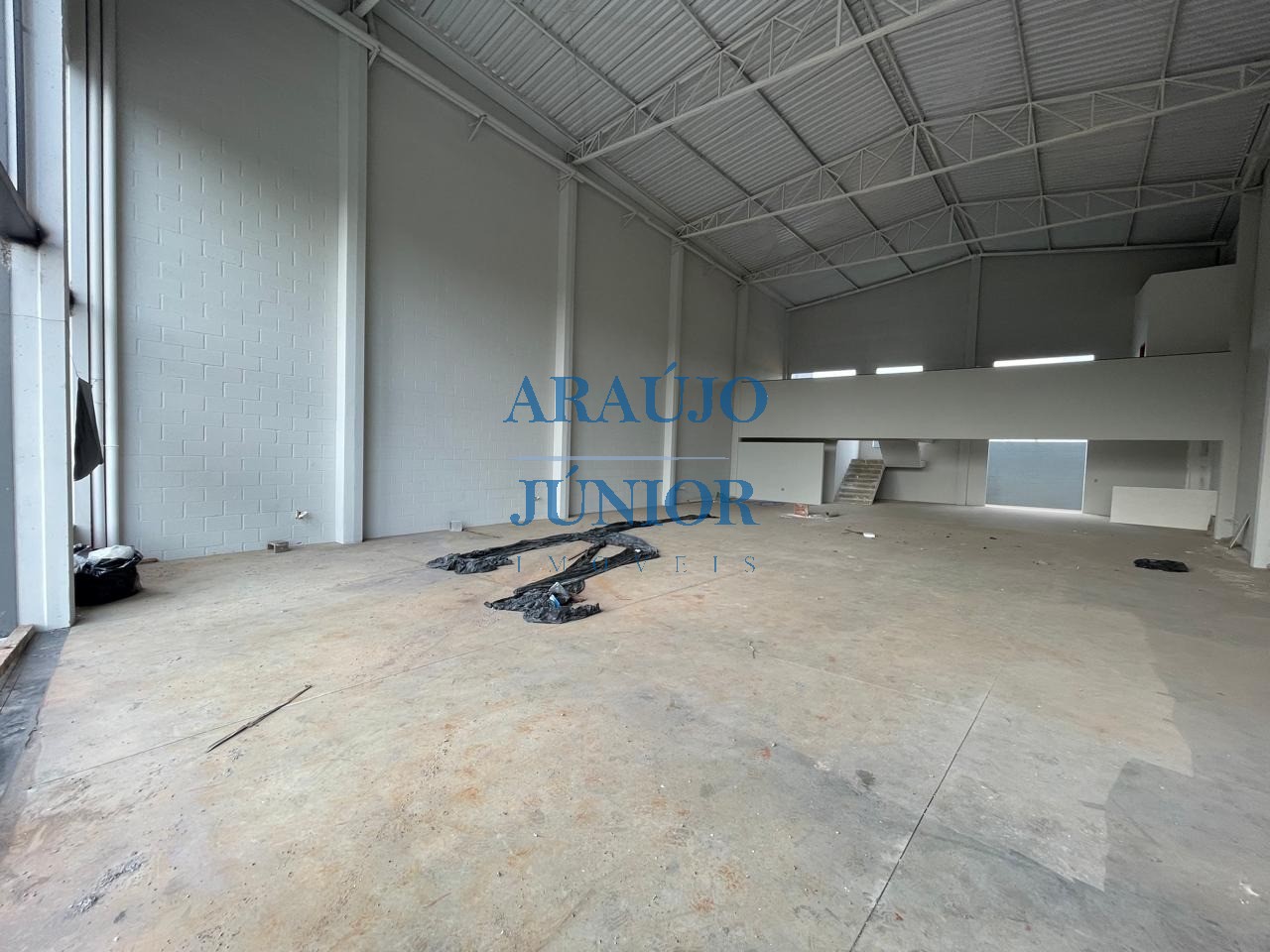 Loja-Salão, 349 m² - Foto 1