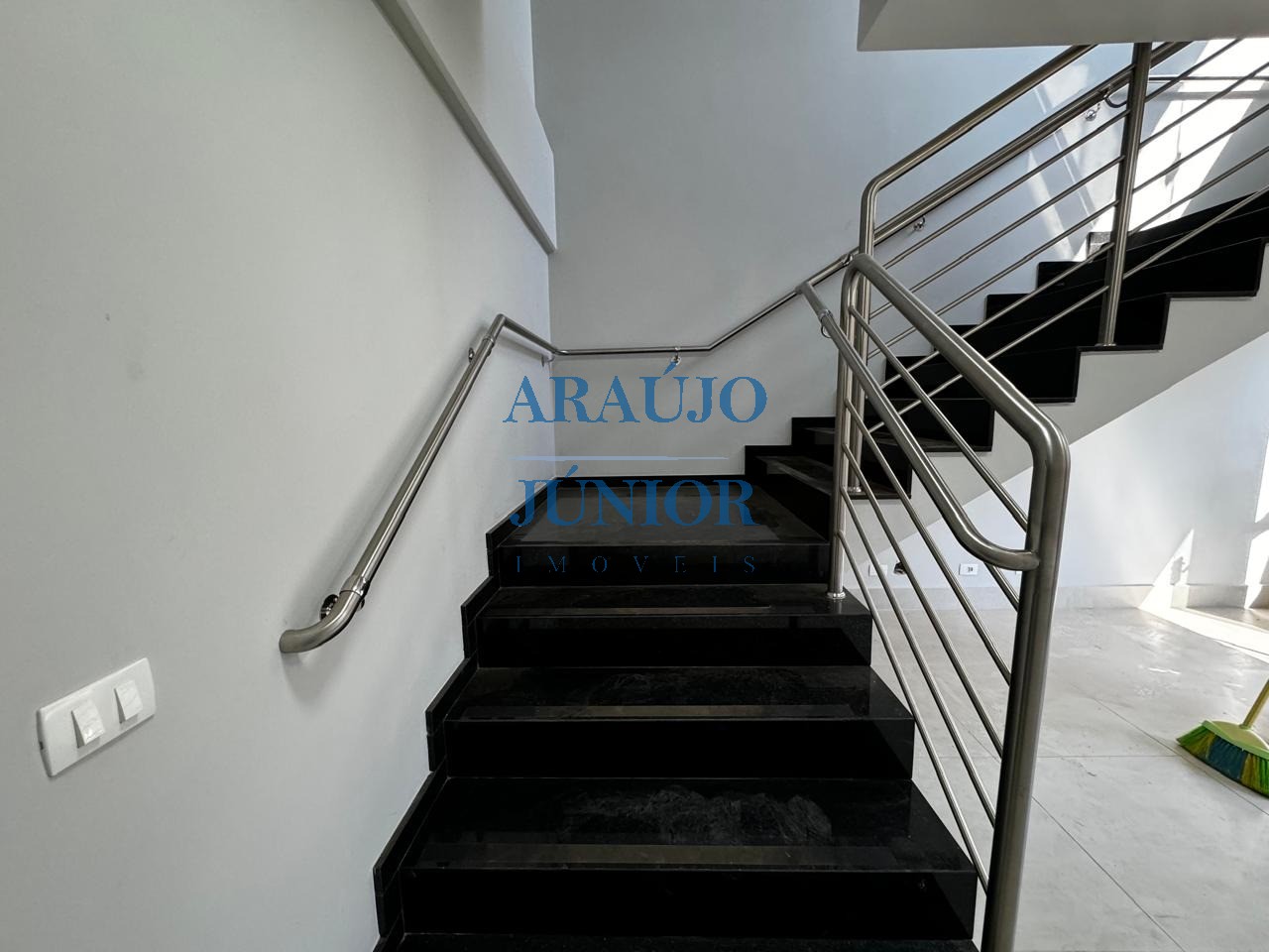 Depósito-Galpão, 810 m² - Foto 4