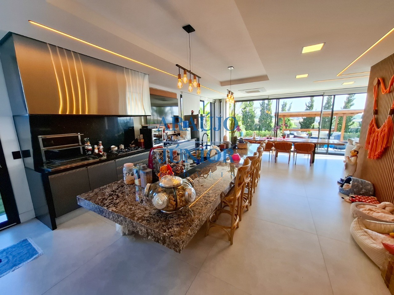 Casa, 4 quartos, 376 m² - Foto 33