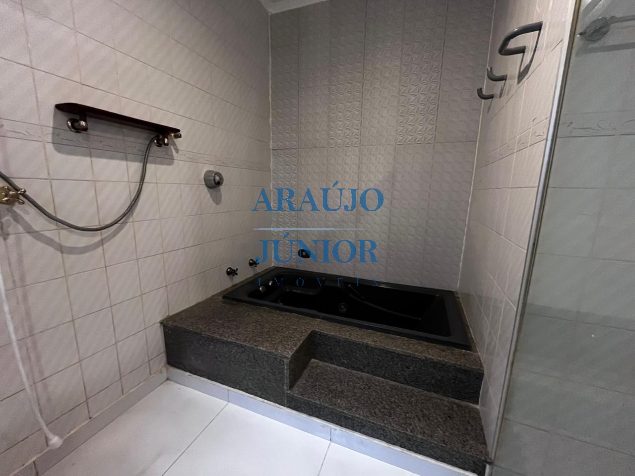 Casa, 4 quartos, 335 m² - Foto 55