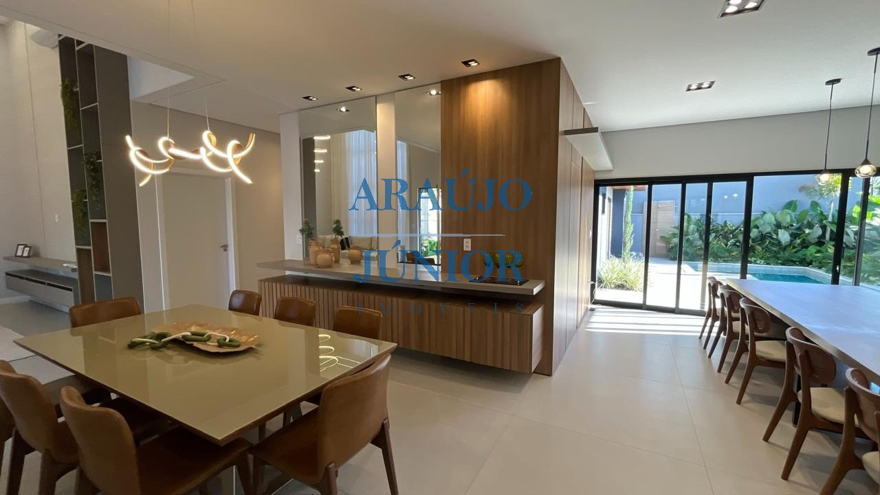 Casa, 3 quartos, 280 m² - Foto 1