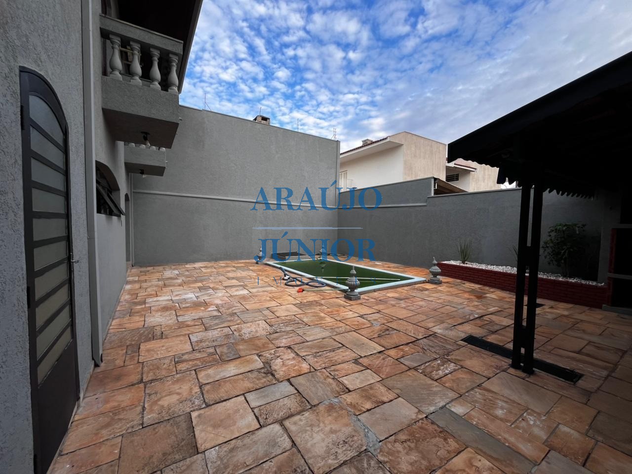 Casa, 4 quartos, 335 m² - Foto 31