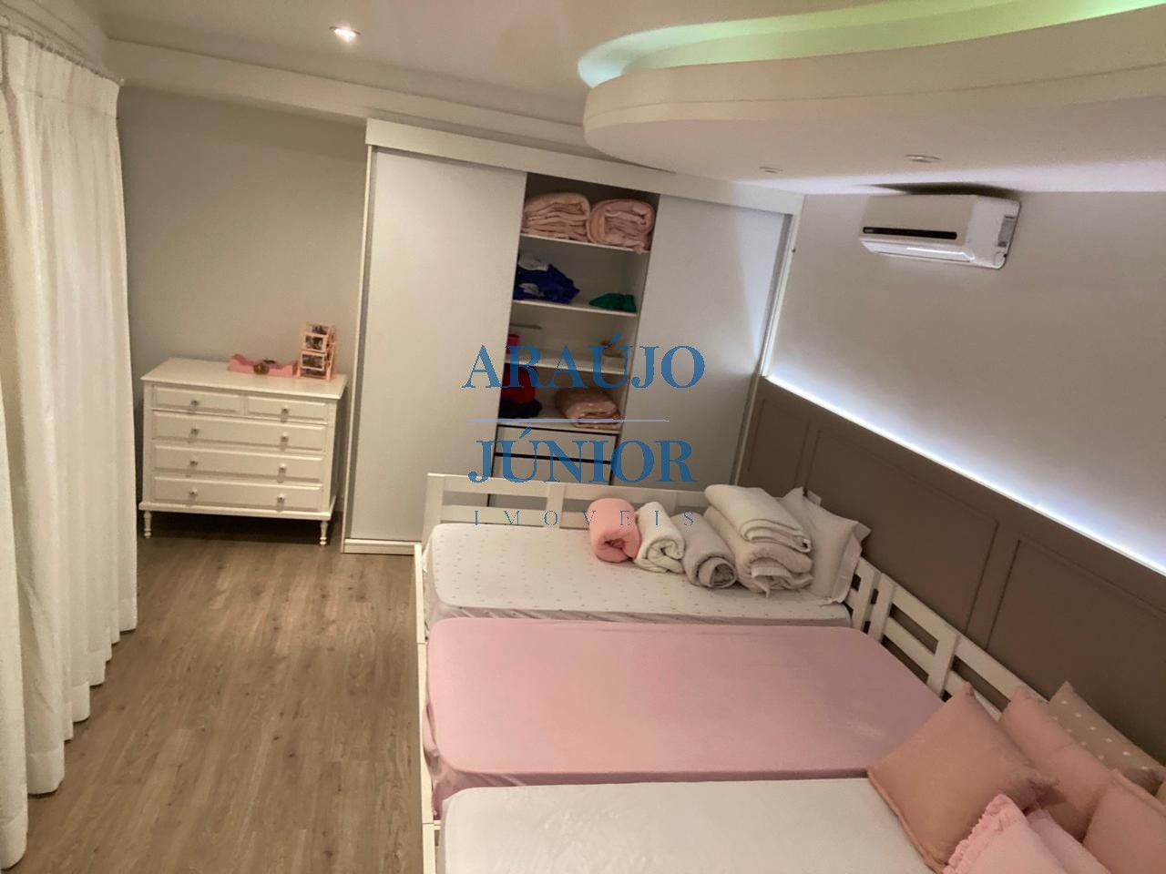 Casa, 3 quartos, 350 m² - Foto 29