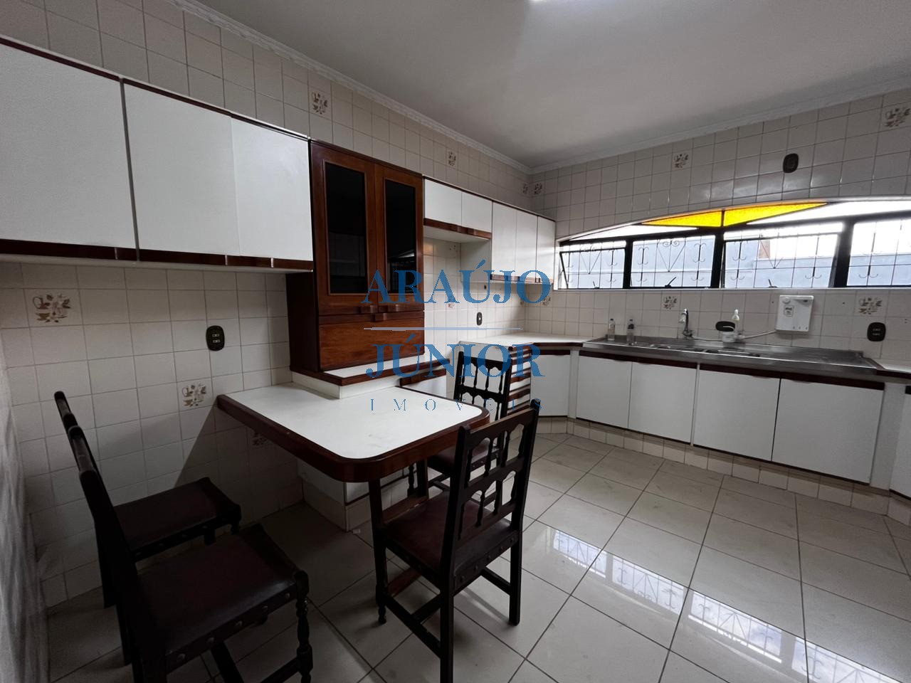 Casa, 4 quartos, 335 m² - Foto 42