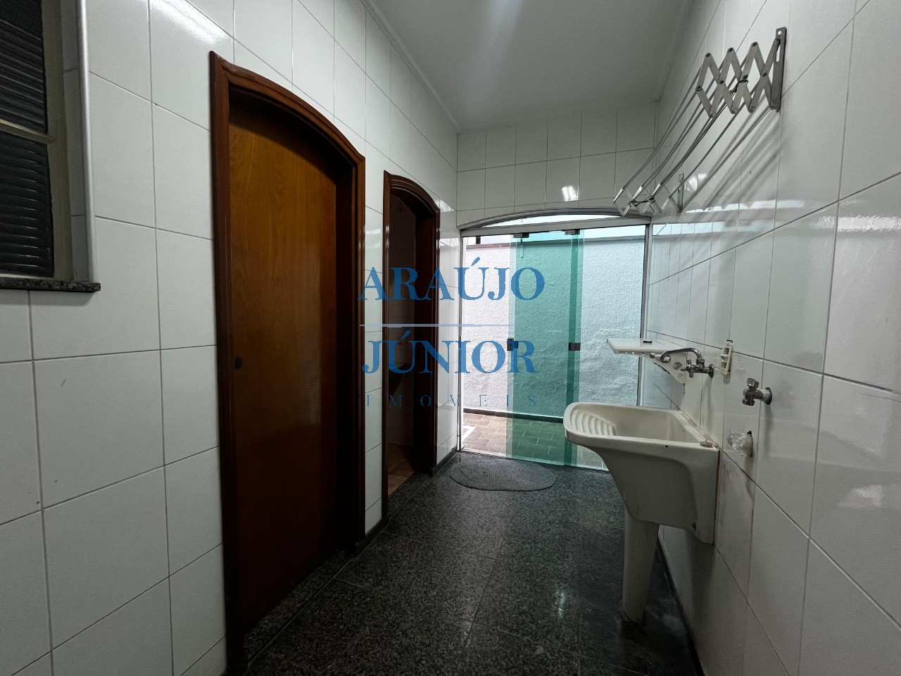 Casa, 4 quartos, 245 m² - Foto 42