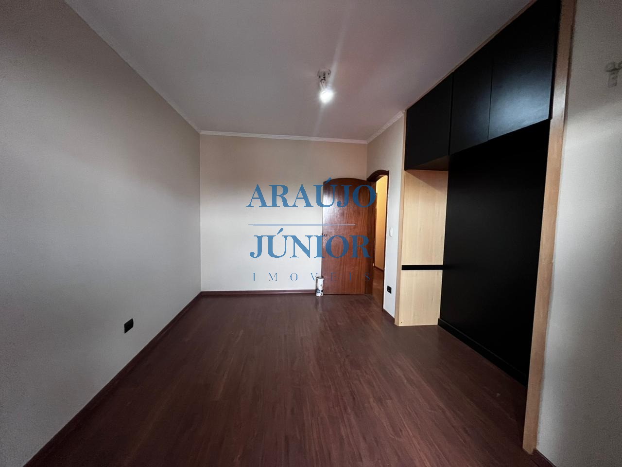Casa, 4 quartos, 335 m² - Foto 9