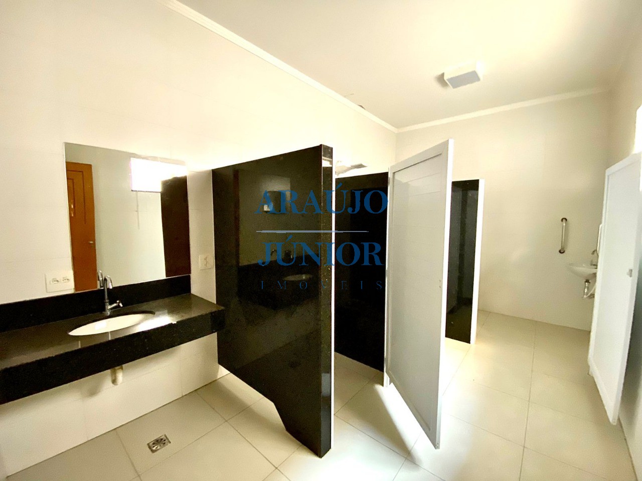 Depósito-Galpão, 690 m² - Foto 14