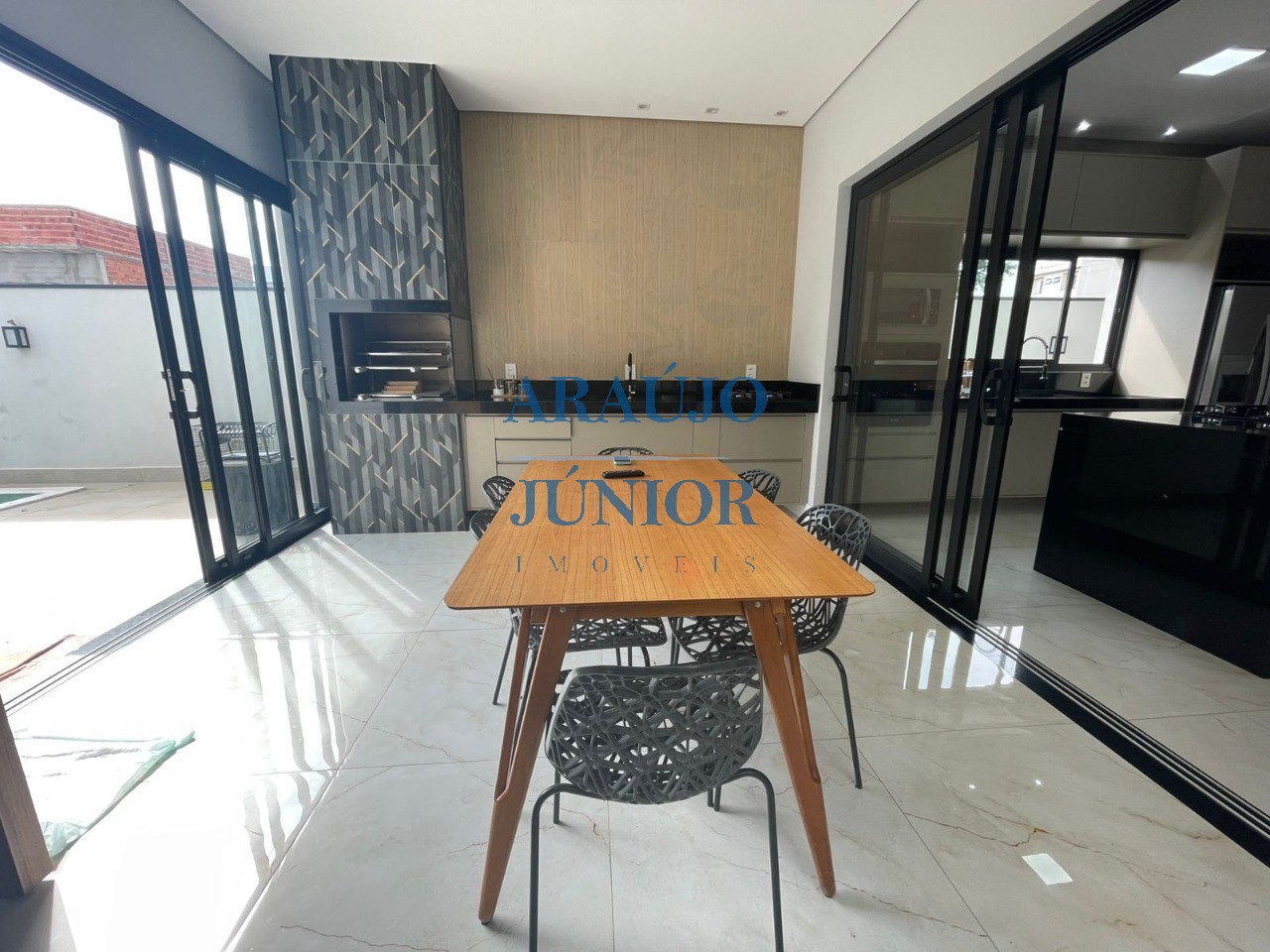 Casa, 3 quartos, 217 m² - Foto 17