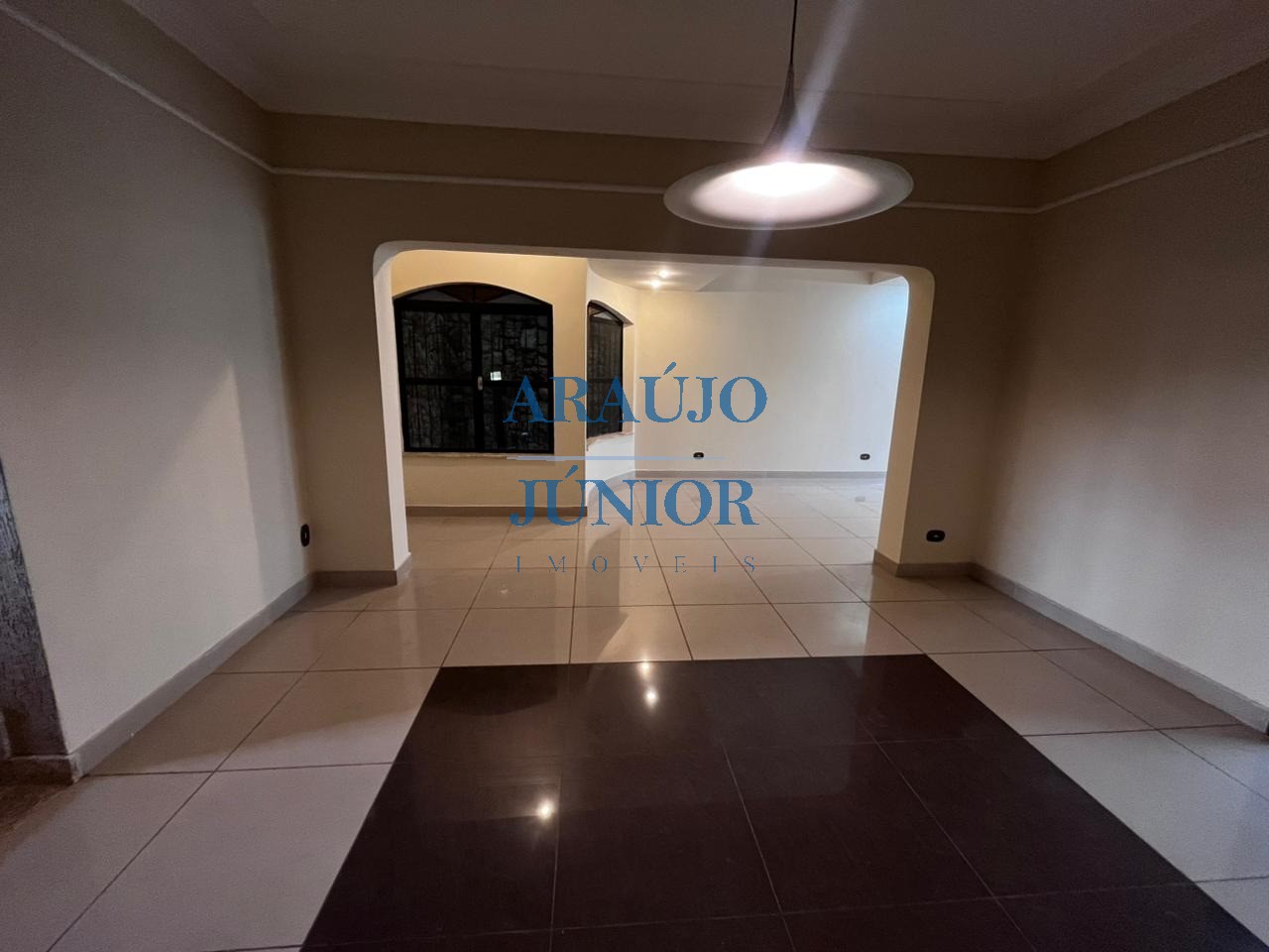 Casa, 4 quartos, 335 m² - Foto 47