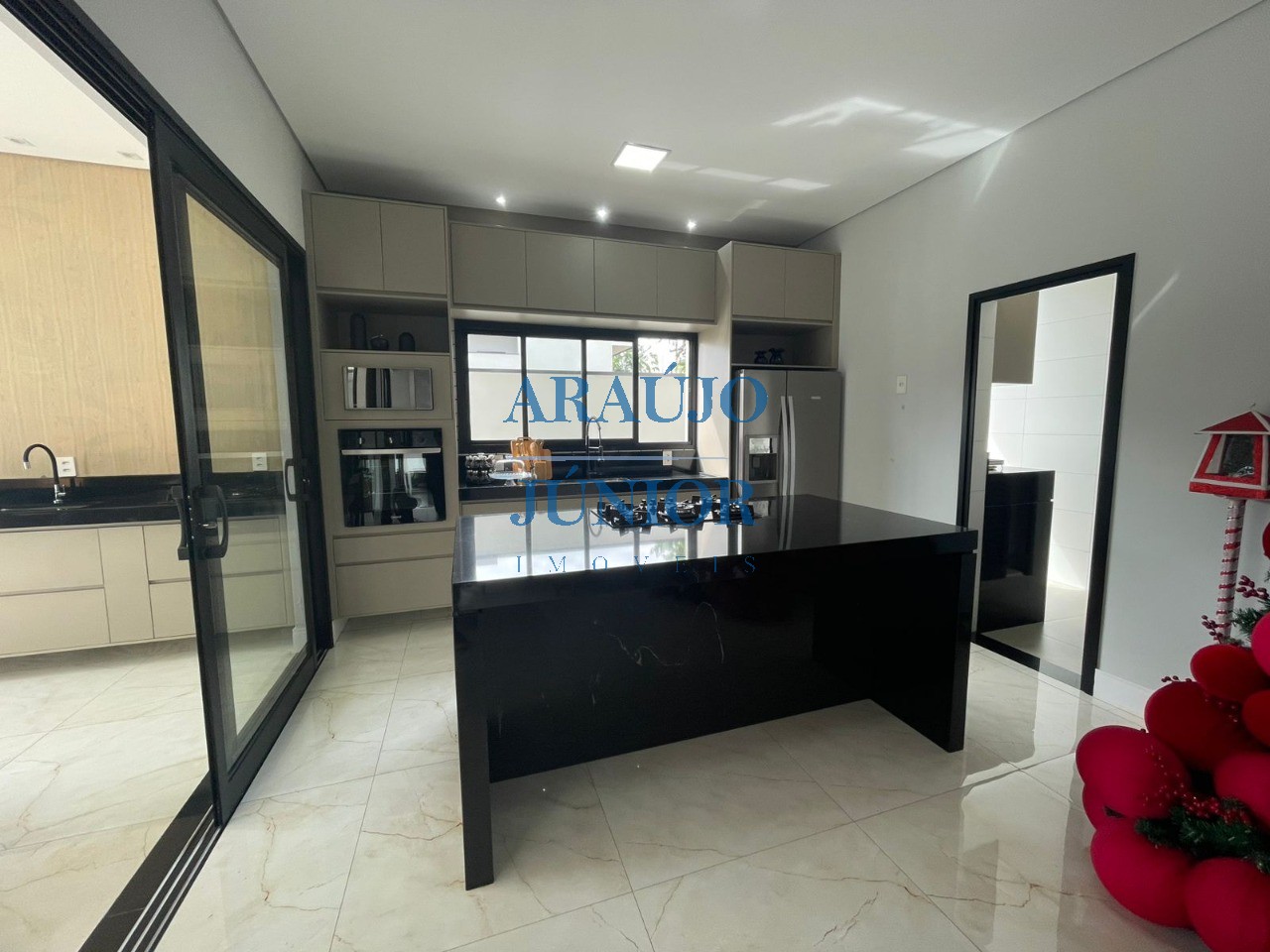 Casa, 3 quartos, 217 m² - Foto 18