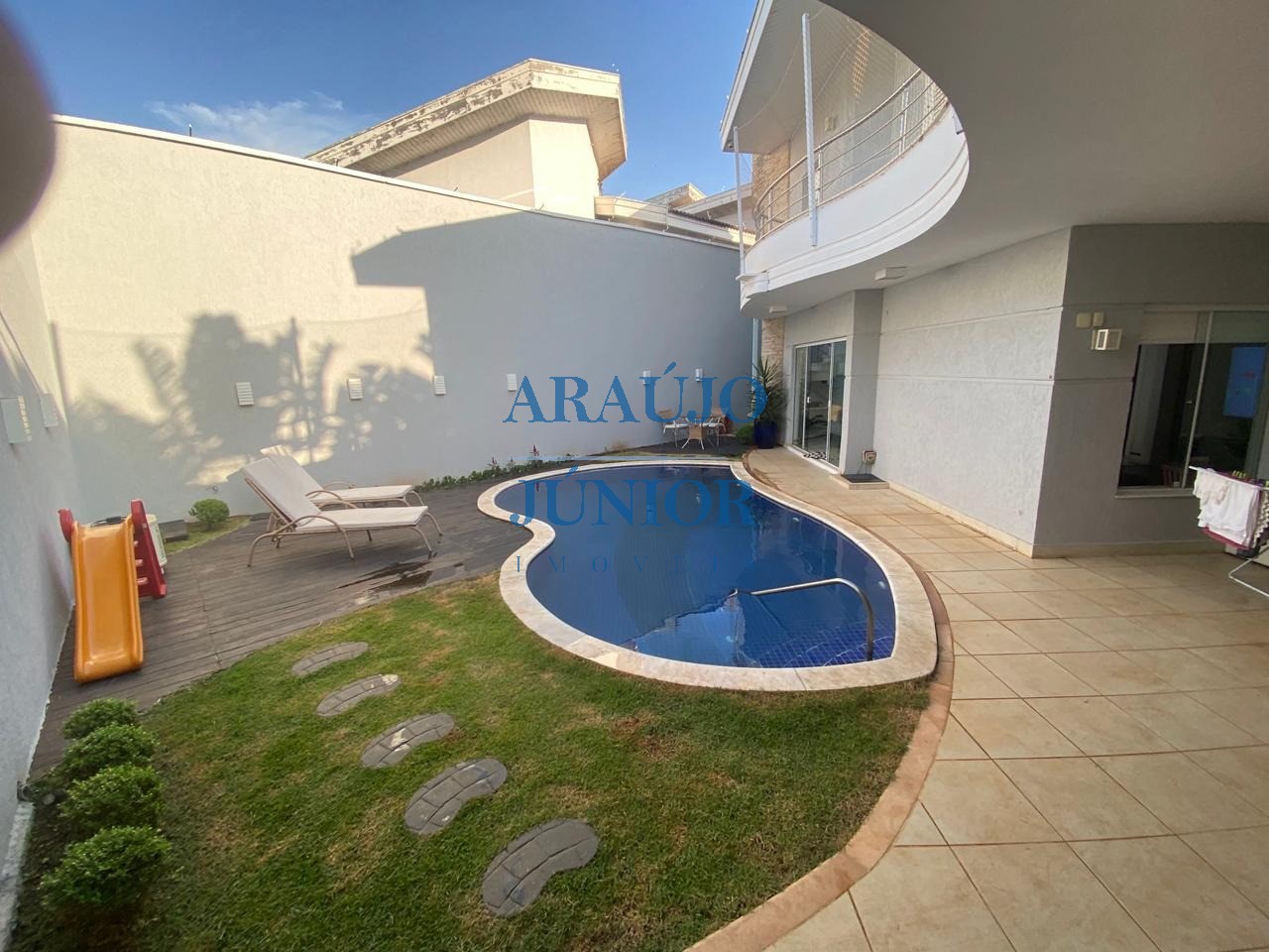 Casa, 3 quartos, 350 m² - Foto 42