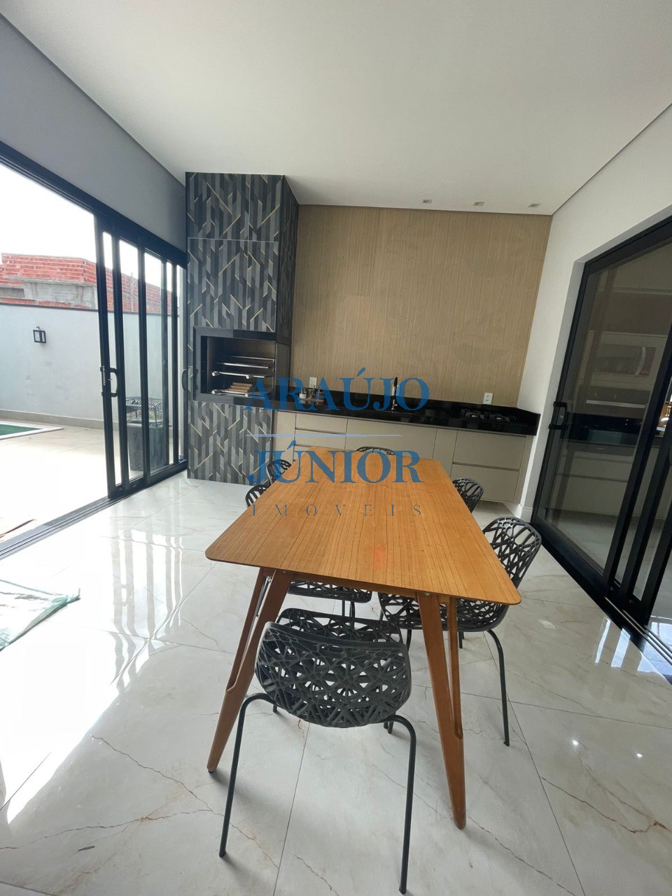 Casa, 3 quartos, 217 m² - Foto 4