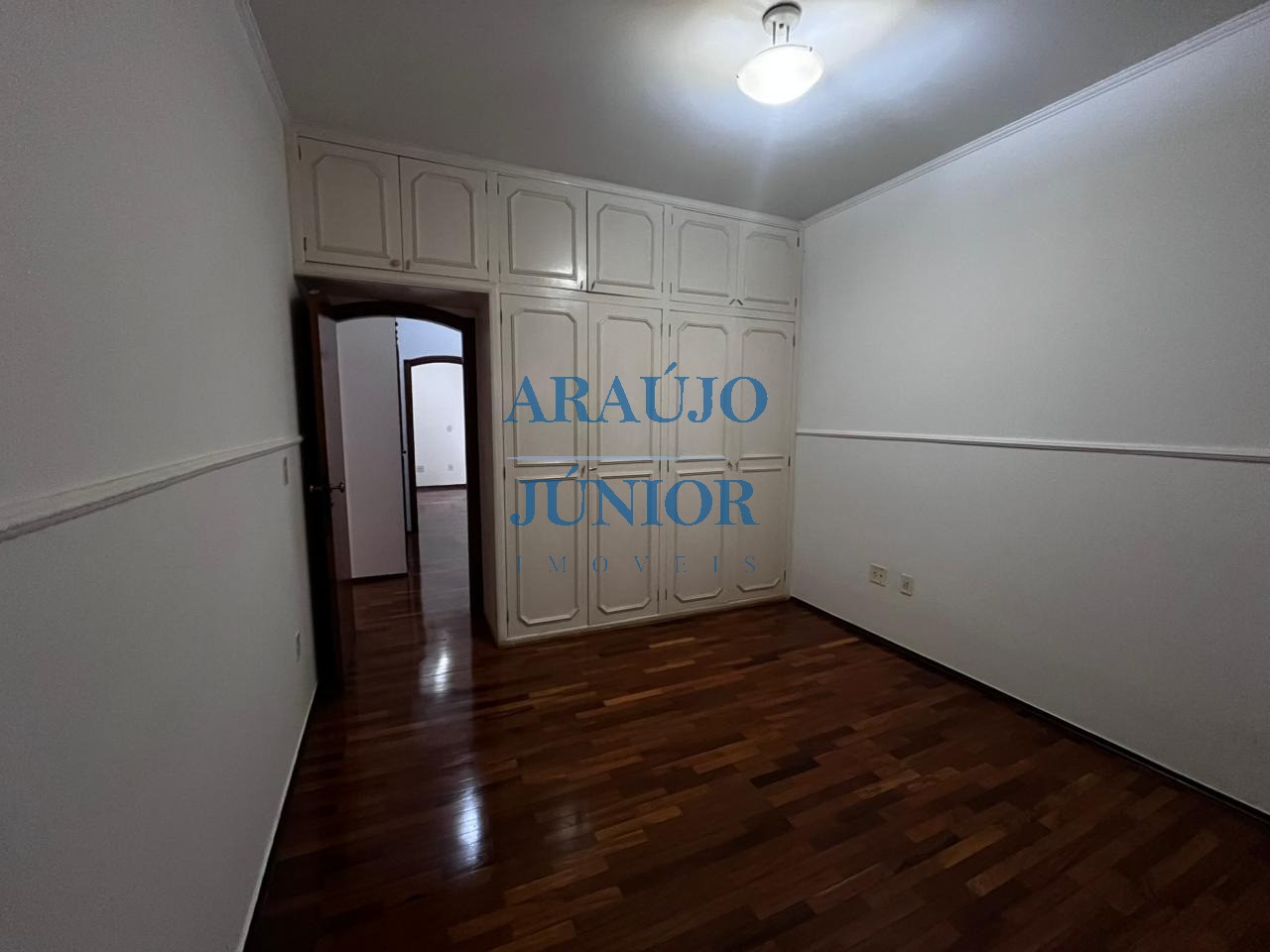 Casa, 4 quartos, 245 m² - Foto 25