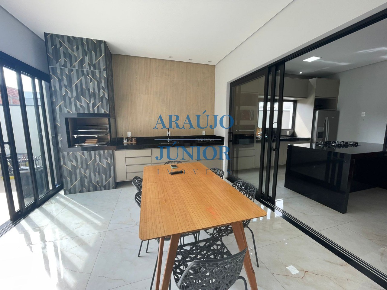 Casa, 3 quartos, 217 m² - Foto 19