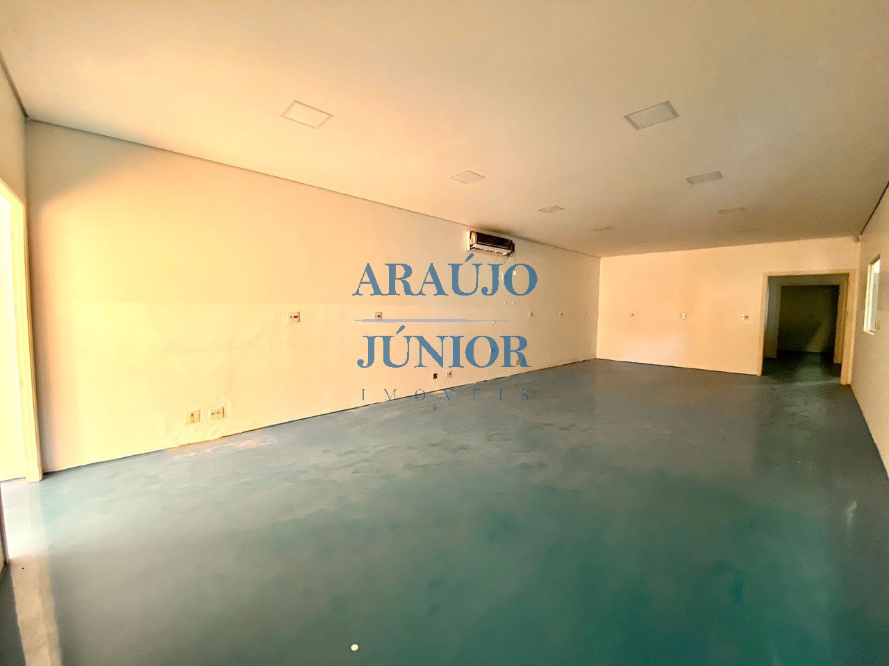 Depósito-Galpão, 690 m² - Foto 33