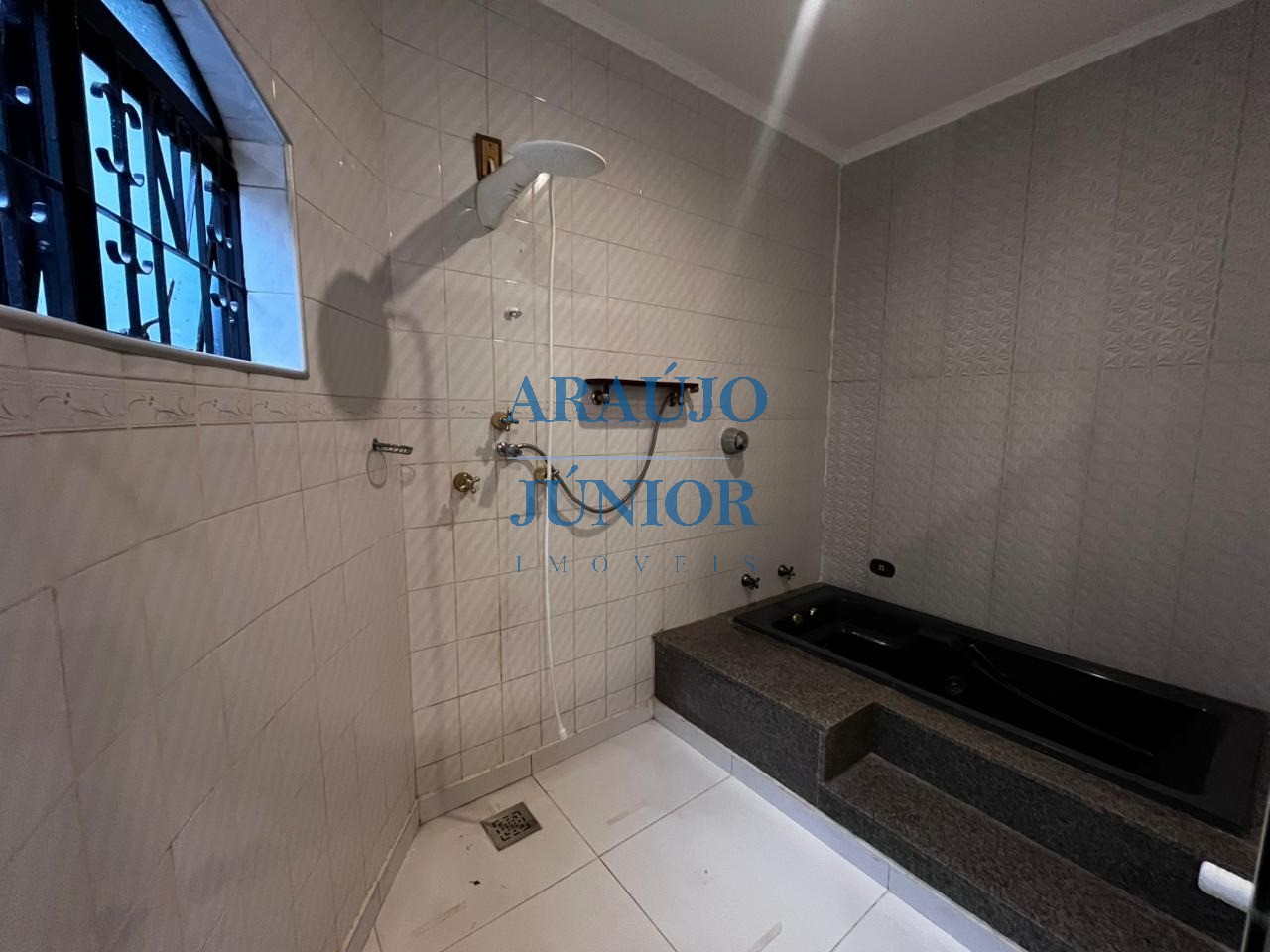 Casa, 4 quartos, 335 m² - Foto 53