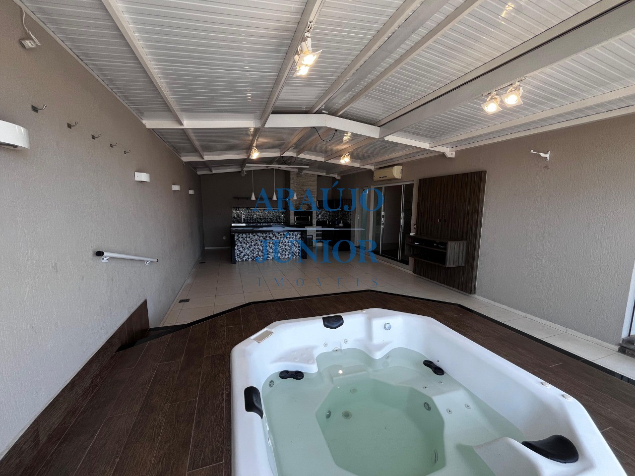 Casa, 3 quartos, 400 m² - Foto 1