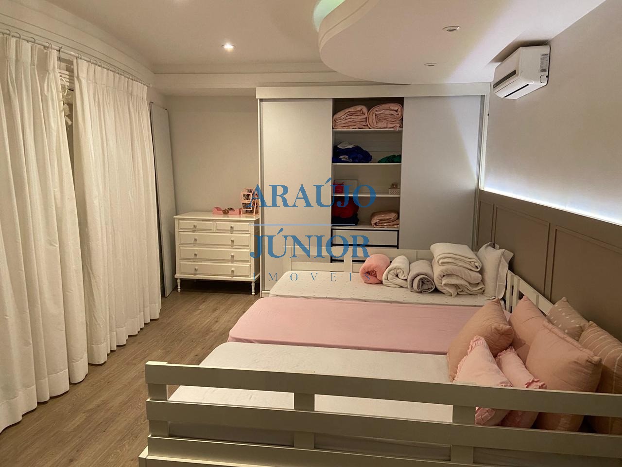 Casa, 3 quartos, 350 m² - Foto 32