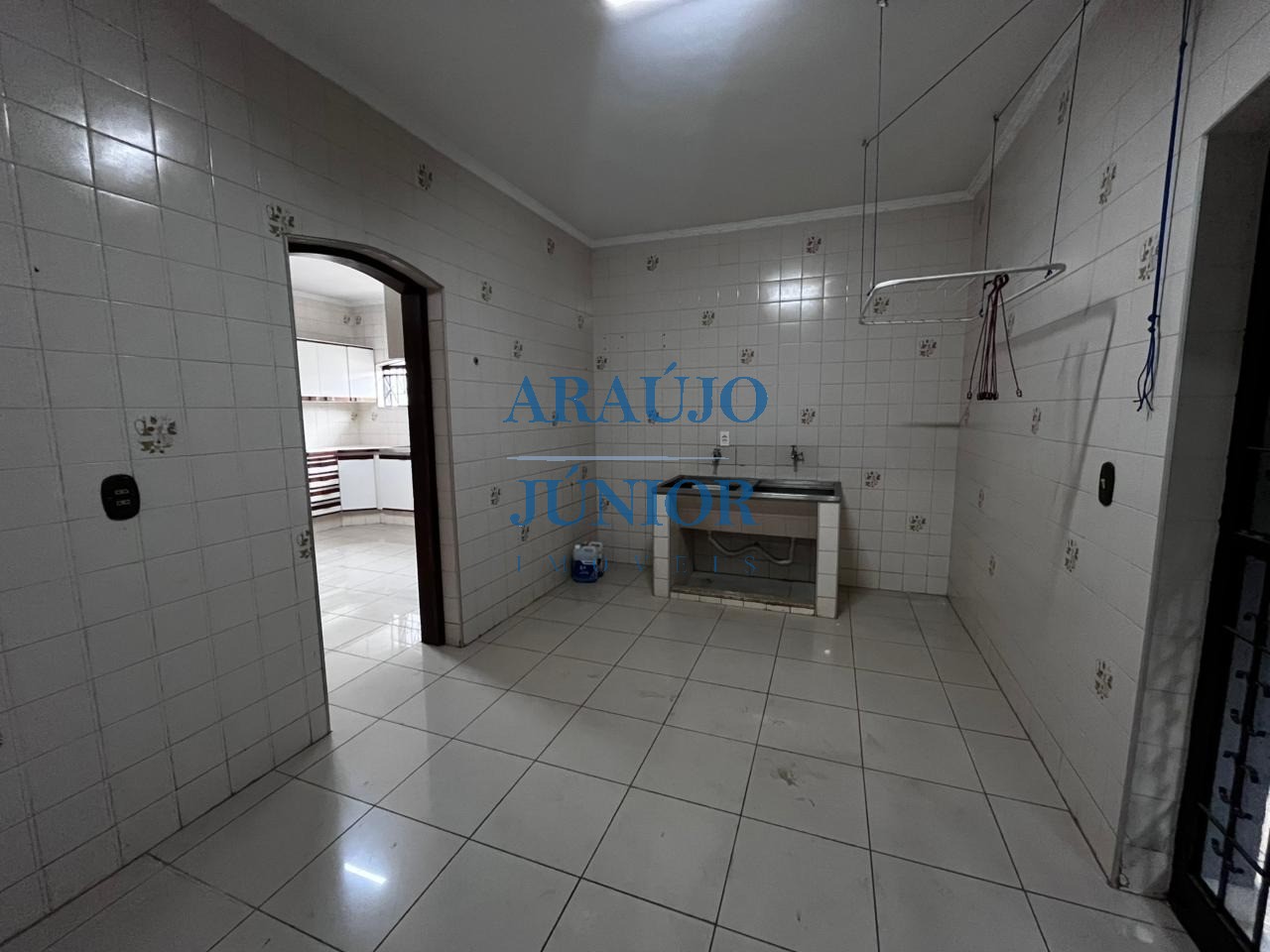Casa, 4 quartos, 335 m² - Foto 34