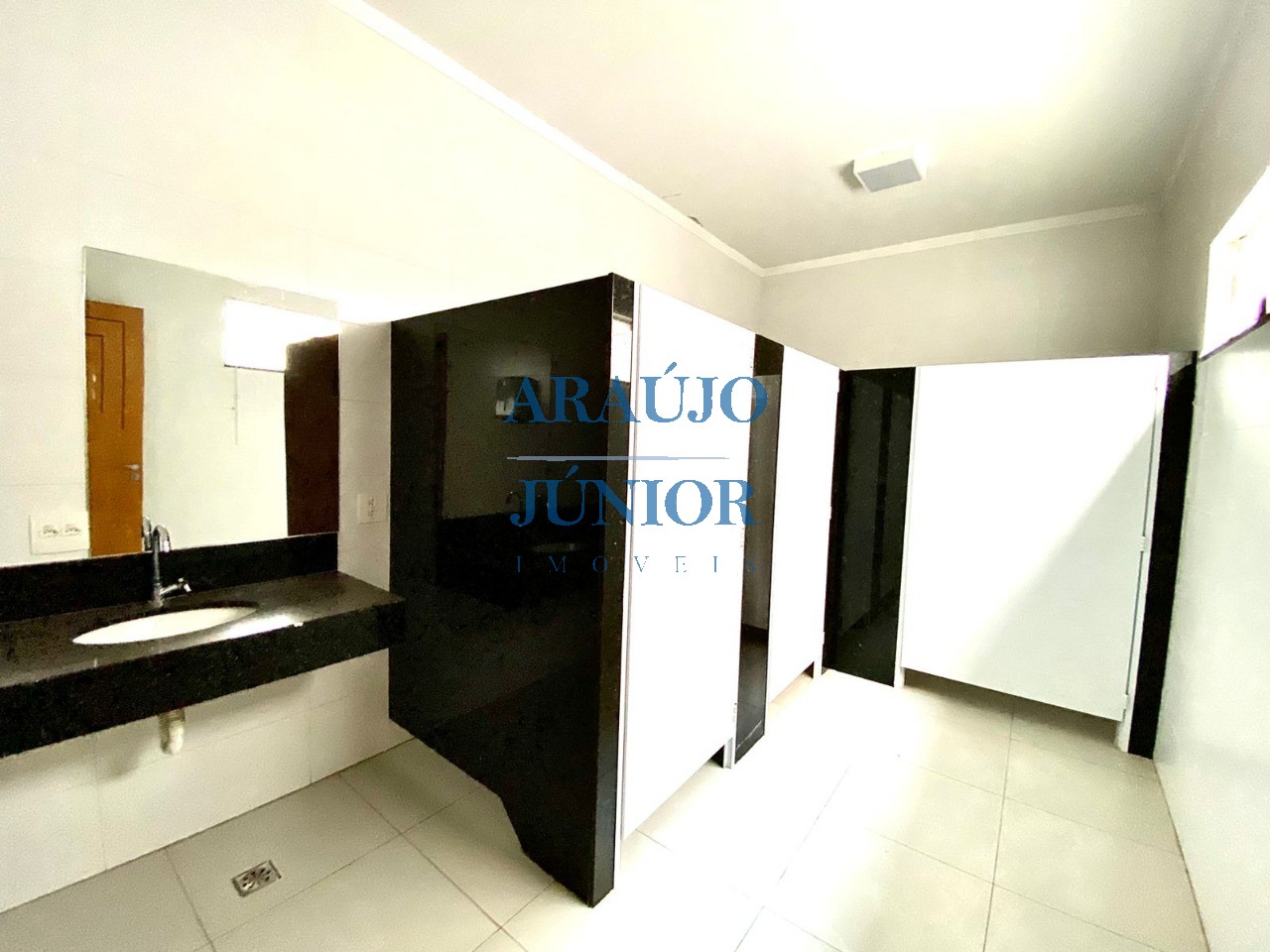 Depósito-Galpão, 690 m² - Foto 35