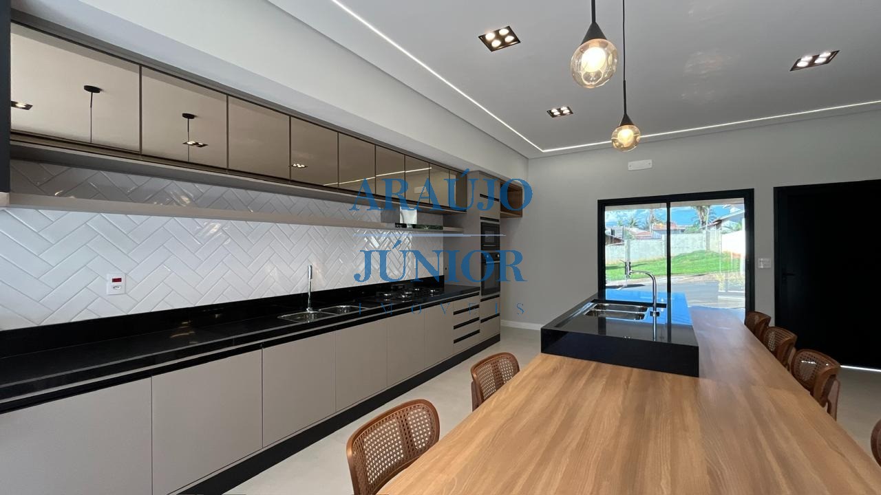 Casa, 3 quartos, 280 m² - Foto 17