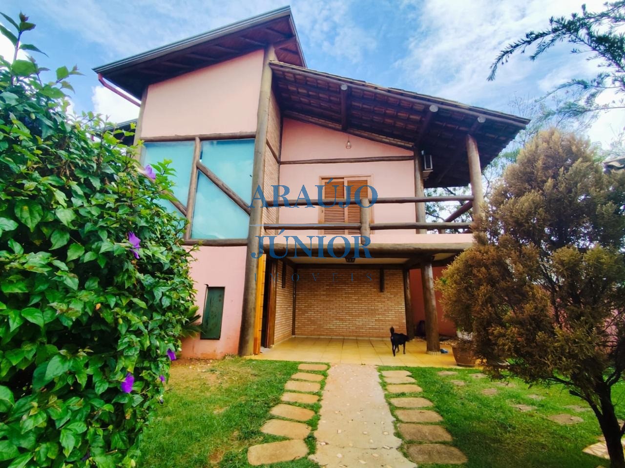 Casa, 3 quartos - Foto 1