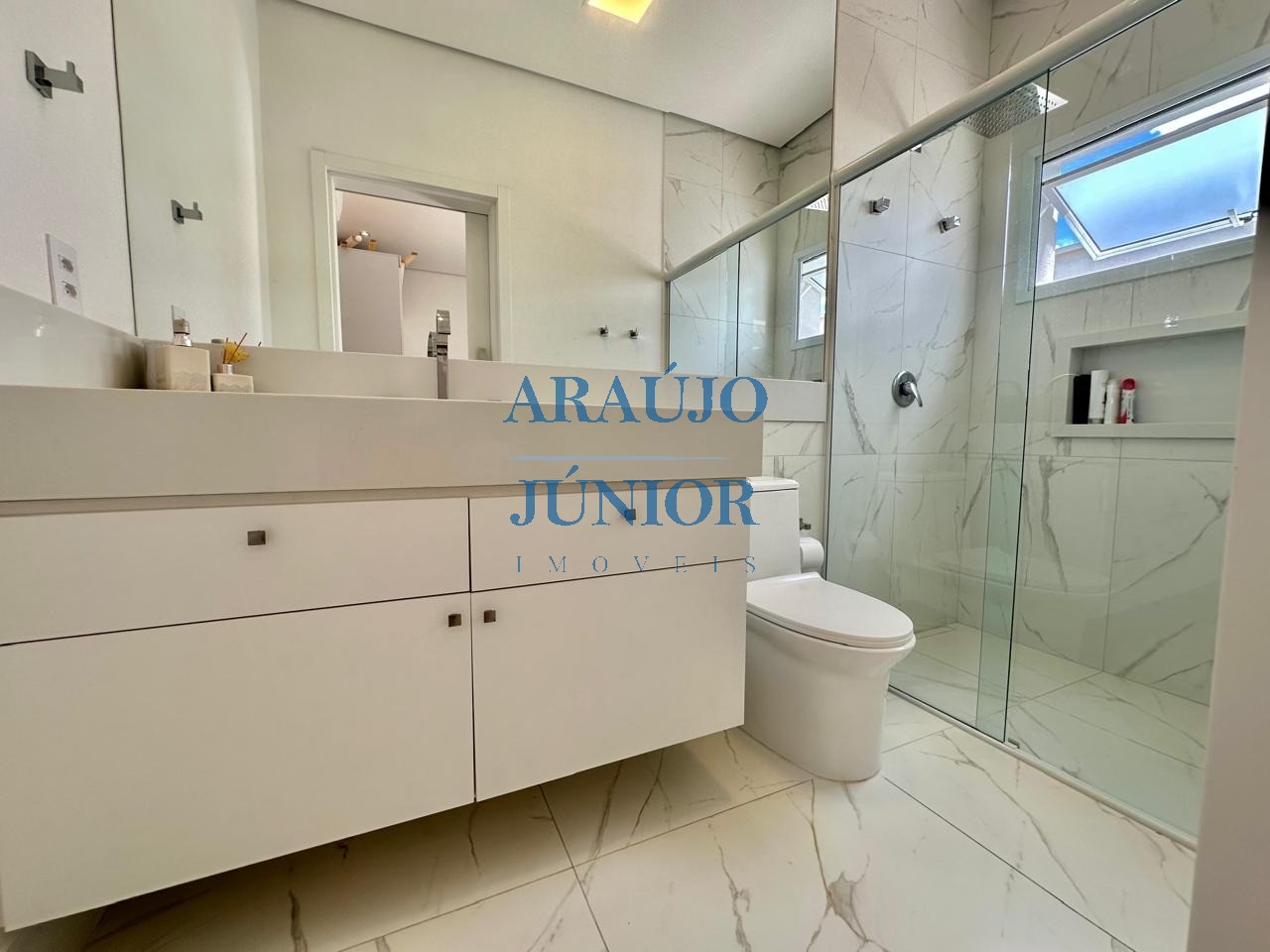 Casa, 3 quartos, 210 m² - Foto 11
