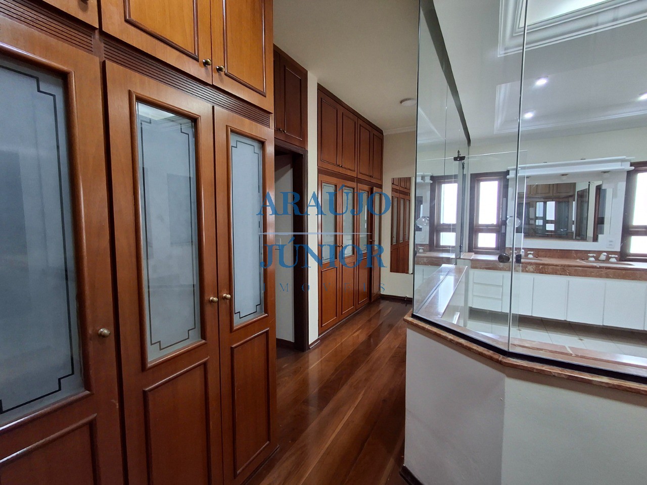 Casa, 3 quartos, 346 m² - Foto 70