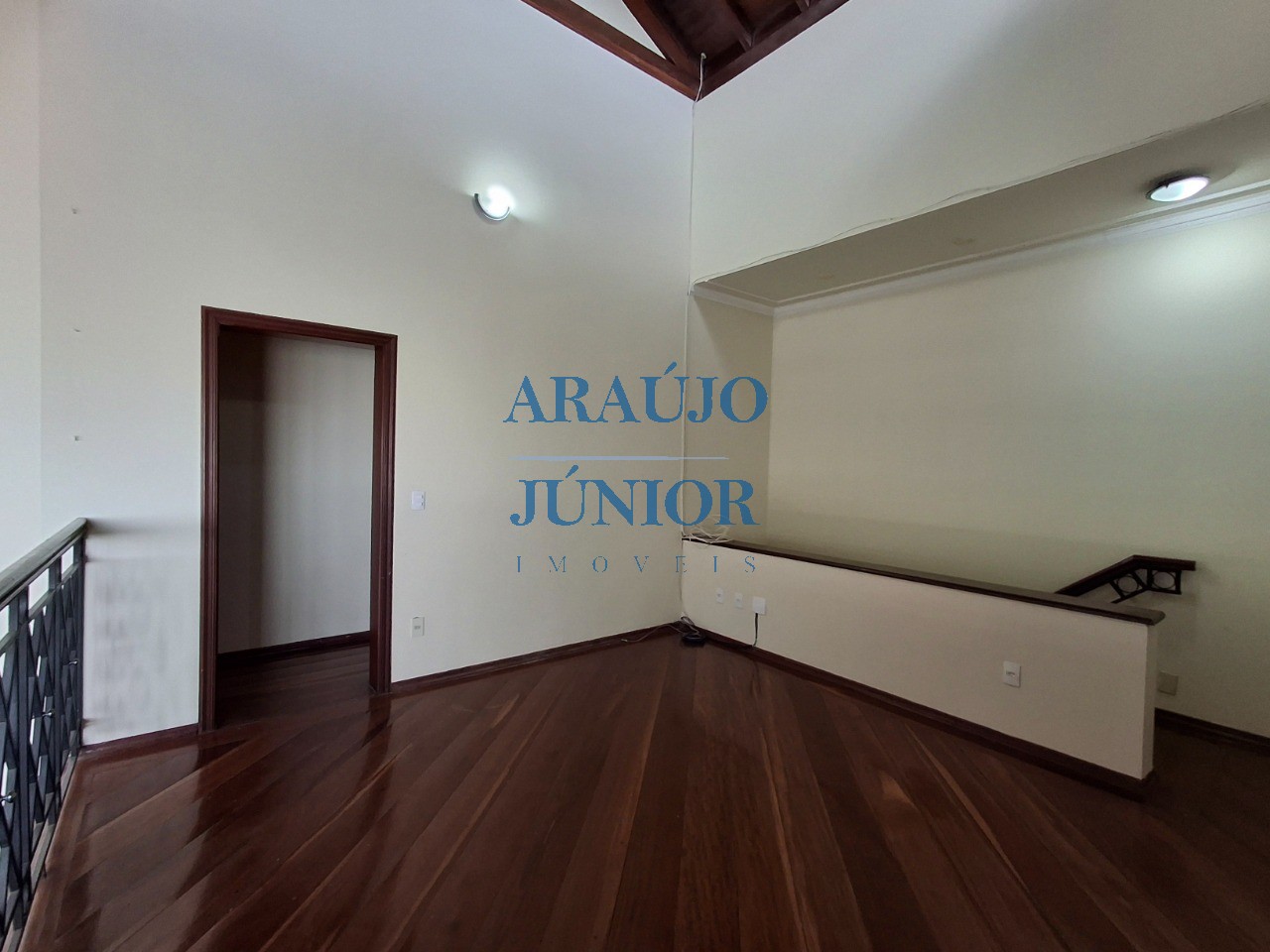 Casa, 3 quartos, 346 m² - Foto 76