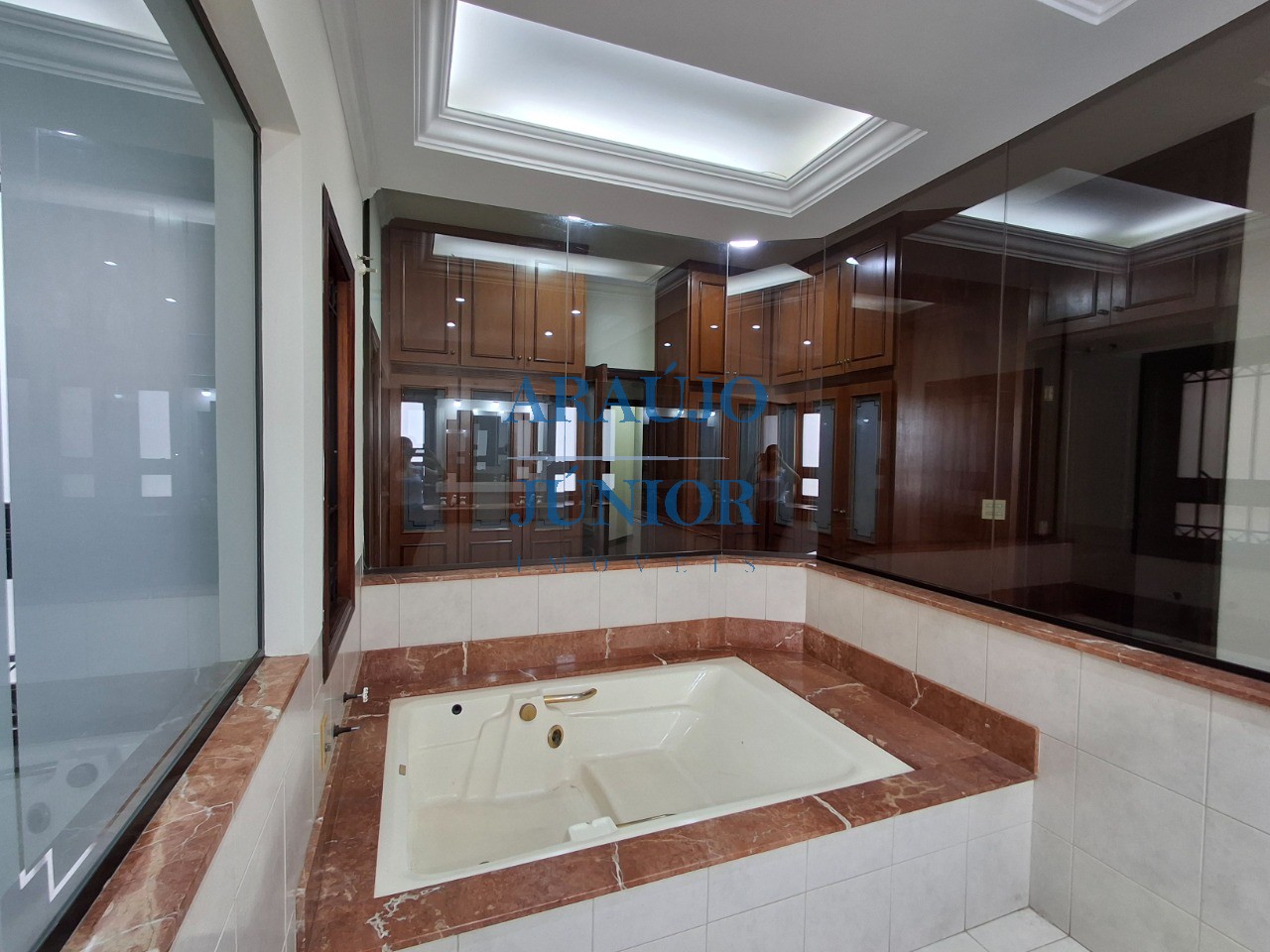 Casa, 3 quartos, 346 m² - Foto 64