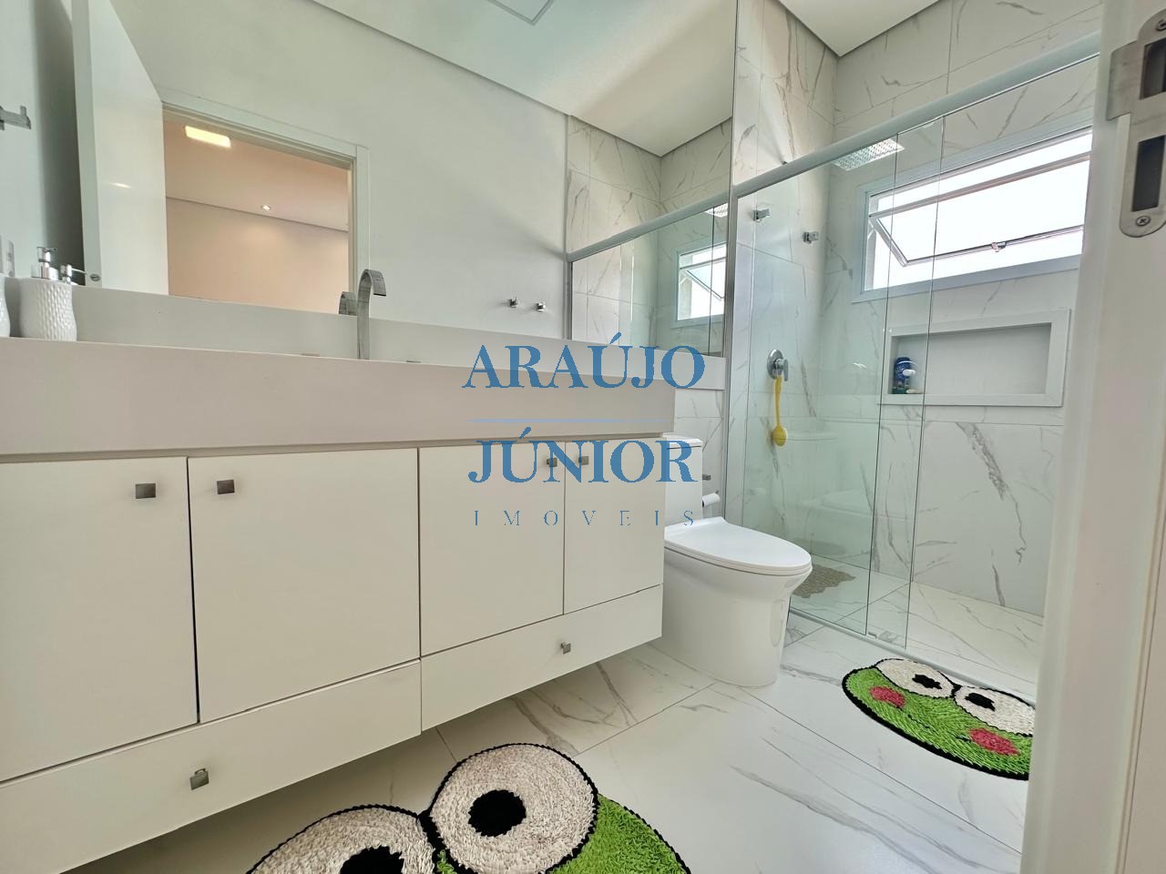 Casa, 3 quartos, 210 m² - Foto 13