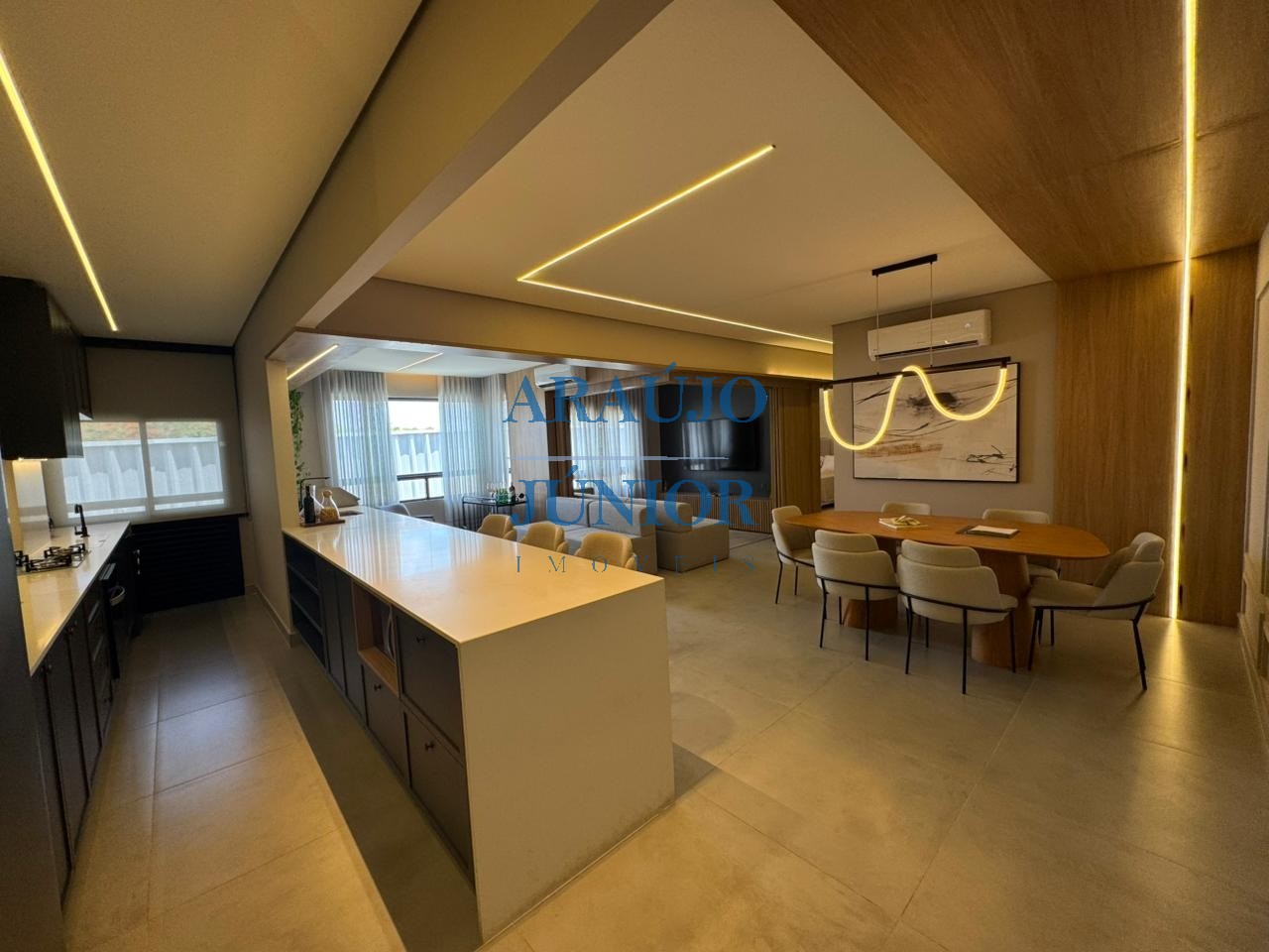 Apartamento, 3 quartos, 183 m² - Foto 2