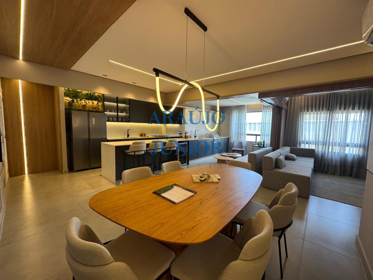 Apartamento, 3 quartos, 183 m² - Foto 1