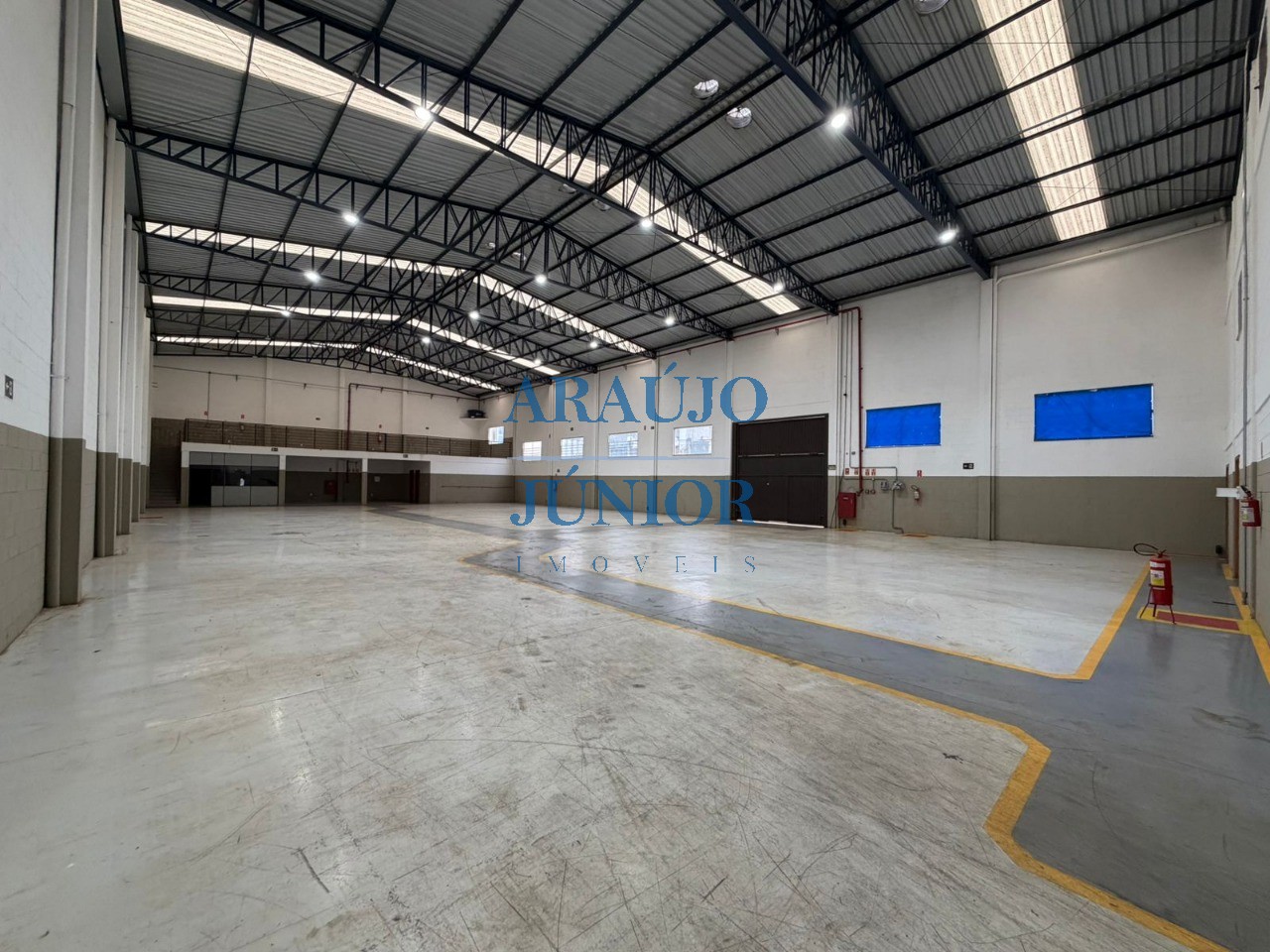 Depósito-Galpão, 1100 m² - Foto 1
